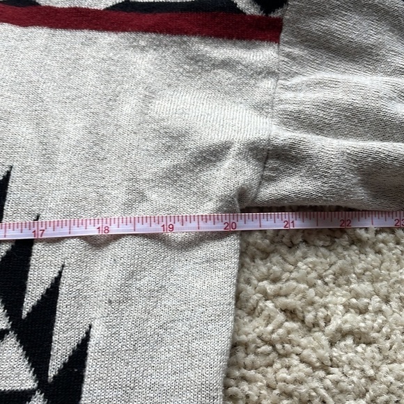 Pink Republic Black/White/Red Southwestern Print Open Front Cardigan Size L EUC - Picture 5 of 8